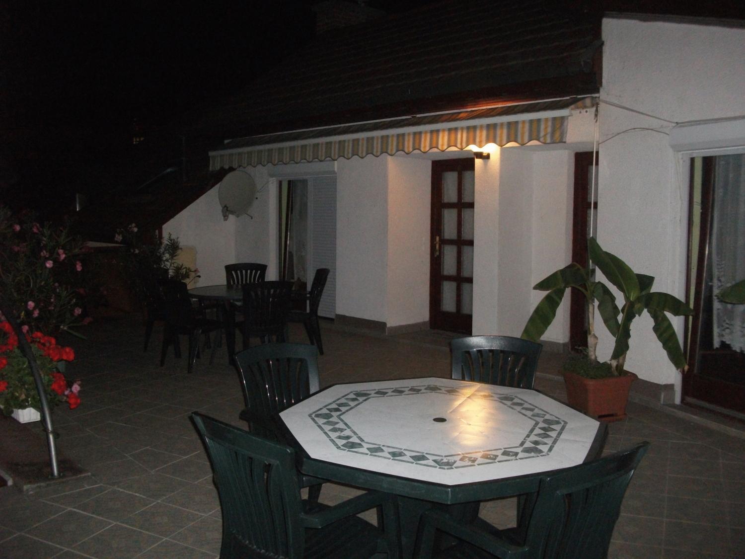 Bed and Breakfast Ria Panzio Esztergom Exterior foto